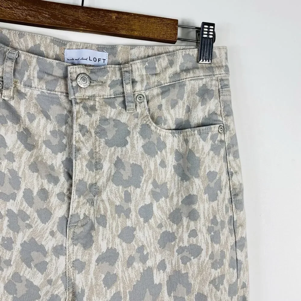 Ann Taylor LOFT Kick Crop Jeans 6 28 Animal Print 5-Pocket Frayed Hem Leopard